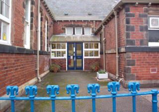 Fairburn School, front entrance. We never used this door for some reason, and were always encouraged to use the door to the playground round the back of the school